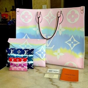 LOUIS VUITTON PURSE WITH COIN PURSES ~AUTHENTIC~